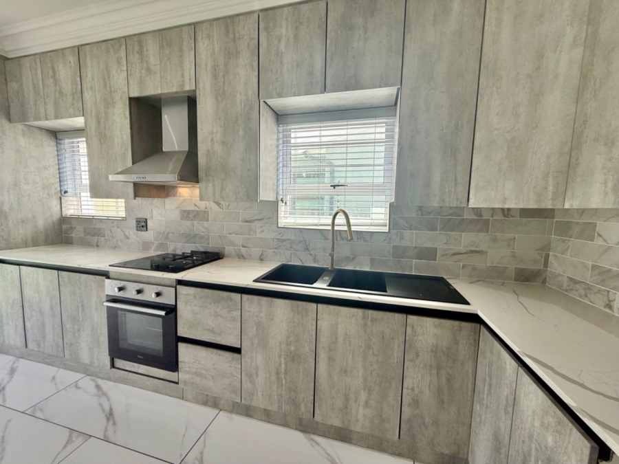 3 Bedroom Property for Sale in Fountains Estate Eastern Cape